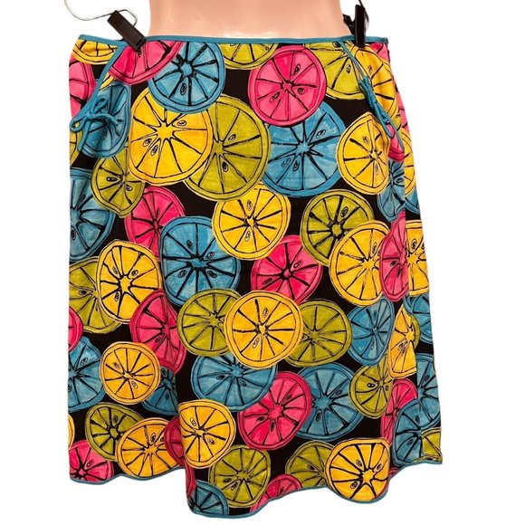 Lovely bright skirt SIze 12 97% Cotton 3% Spandex - Picture 1 of 4